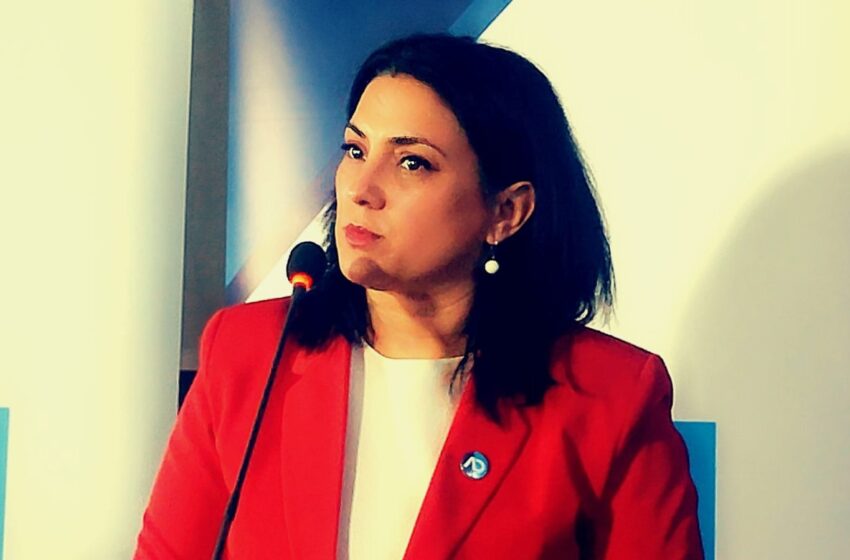  Mi-e dor de România! Mi-e dor de România normală!