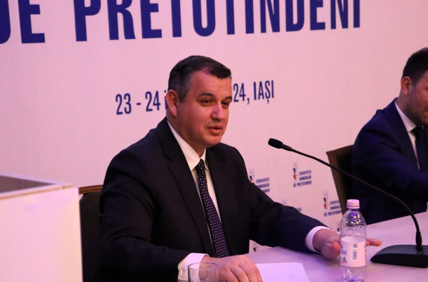  Cum afectează alegerile, jocul puterii de-a comasarea