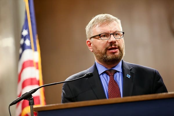  Noi pregătiri de război. Pace doar în vremurile lui Trump