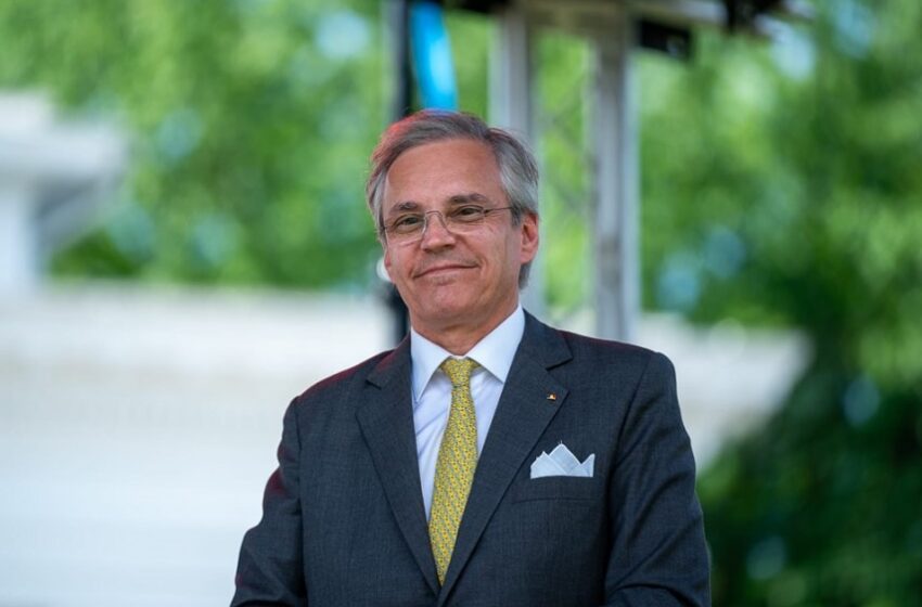  Aberațiile din PE. Partid comunist german, naționalist și suveranist
