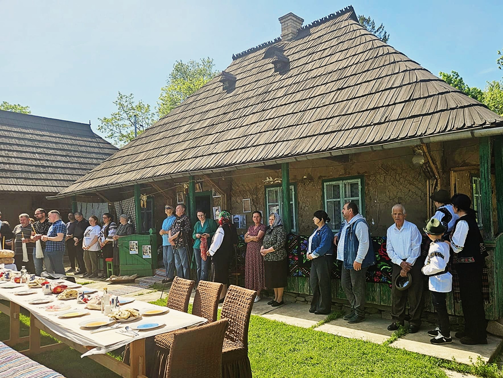  Doar pe o stradă, cinci informatori. Povestea partizanilor Motrescu, din Bucovina