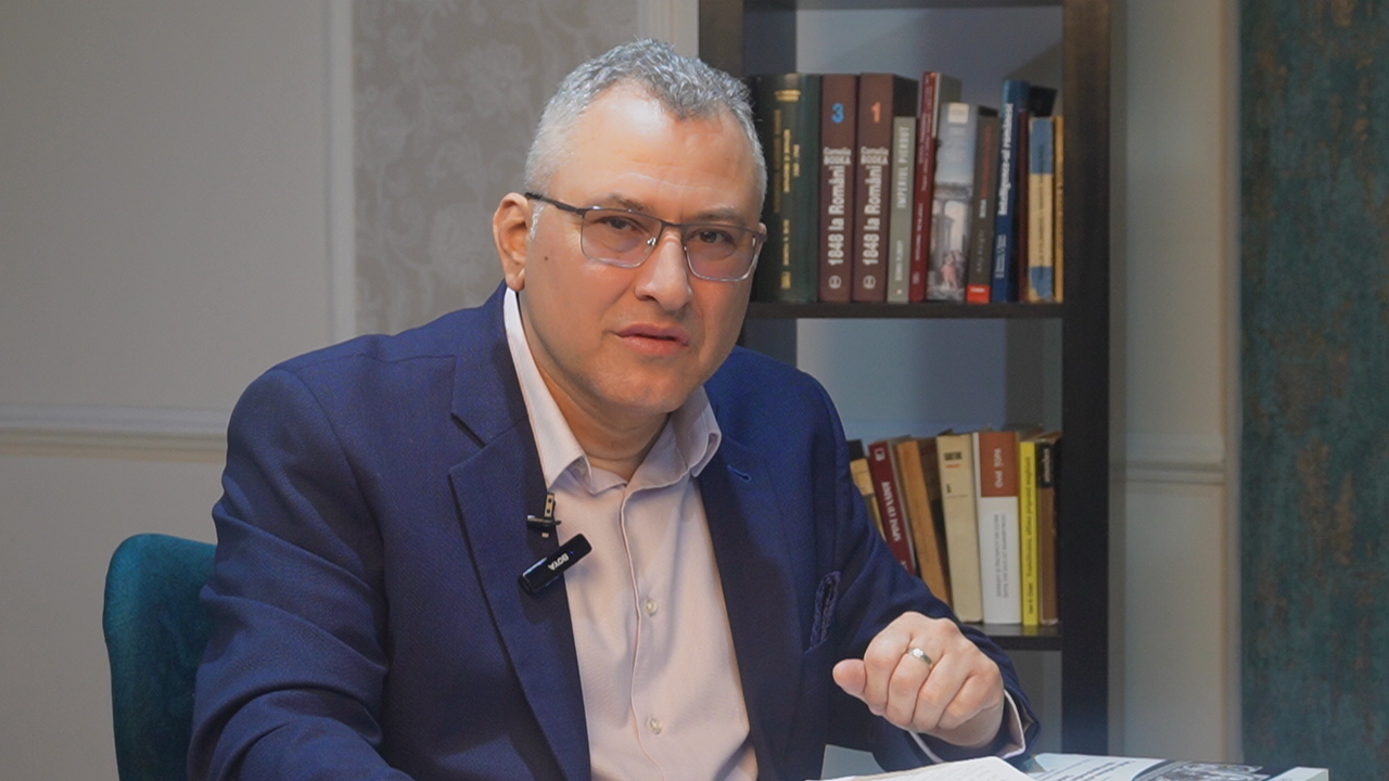  Exmatriculat din școală. Elev, acuzat în fals de viol, arestat pentru Avram Iancu